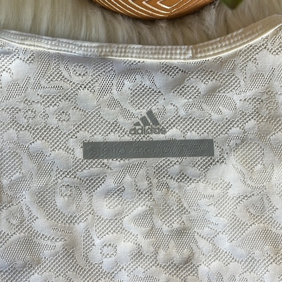 adidas by stella mccartney • floral mesh studio performance top - Picture 9 of 11
